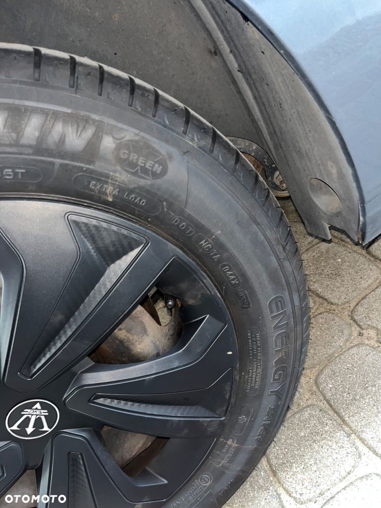 Citroën C4 1.4 16V Impress - 17