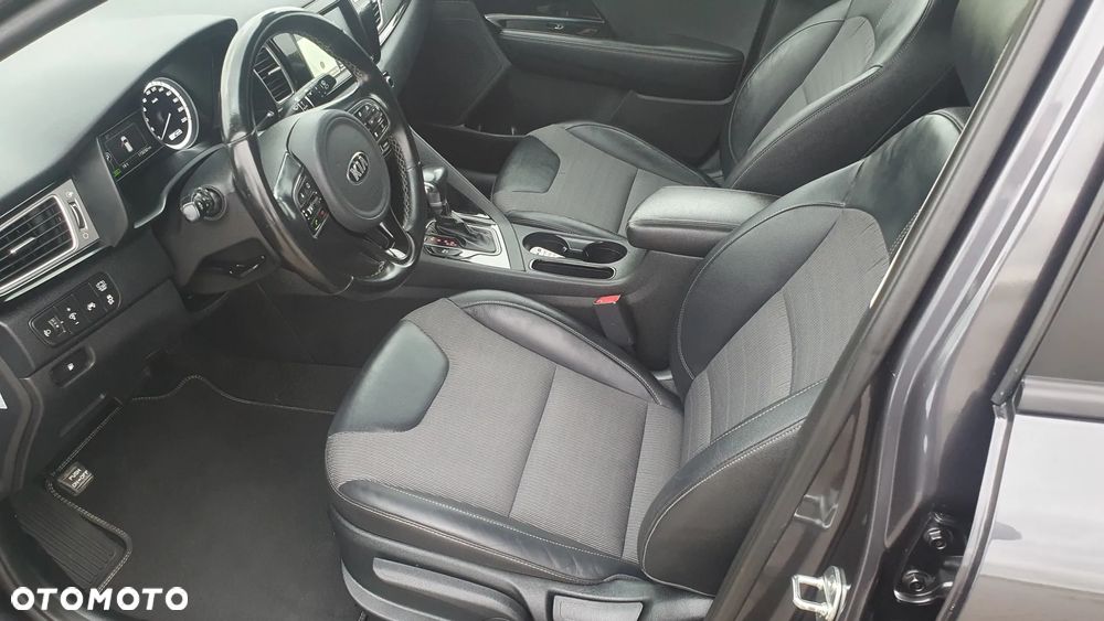 Kia Niro 1.6 GDI Hybrid L - 10
