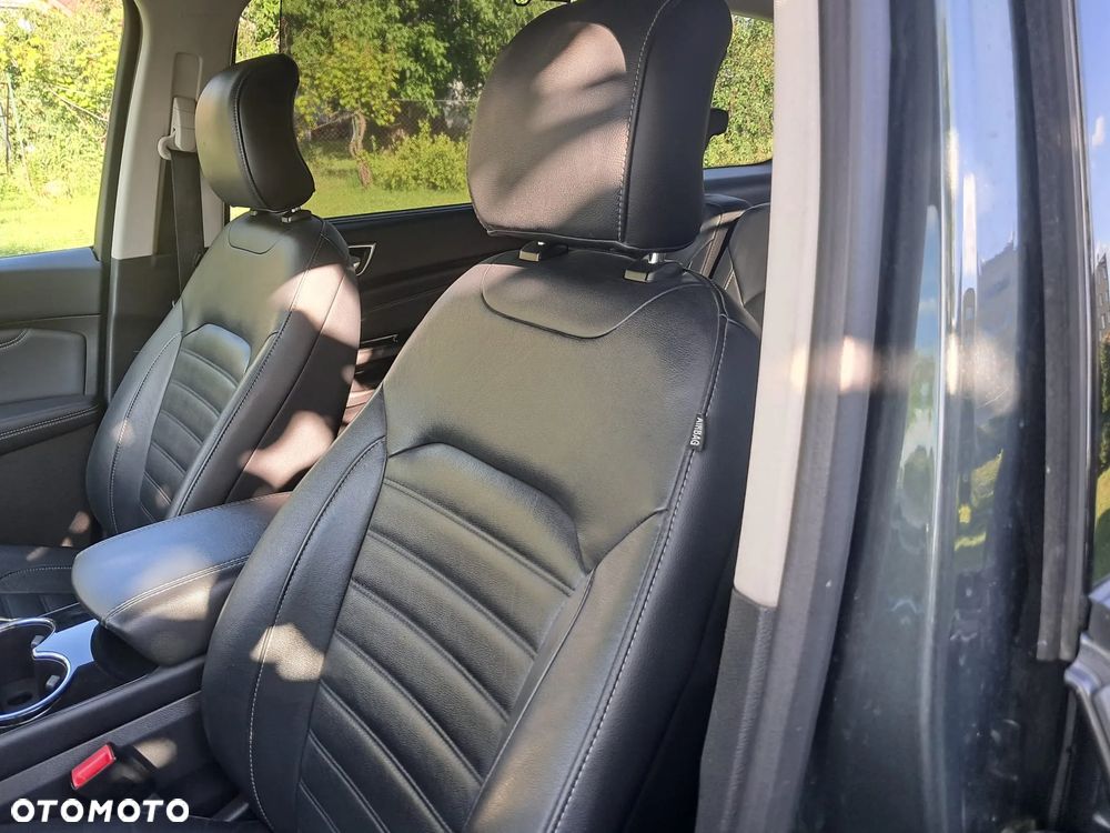 Ford Galaxy 1.5 EcoBoost S&S TITANIUM - 12