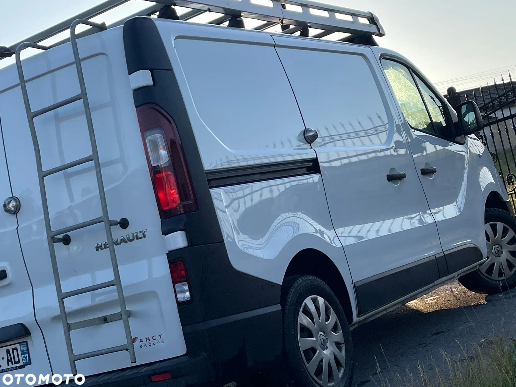 Renault TRAFIC - 17
