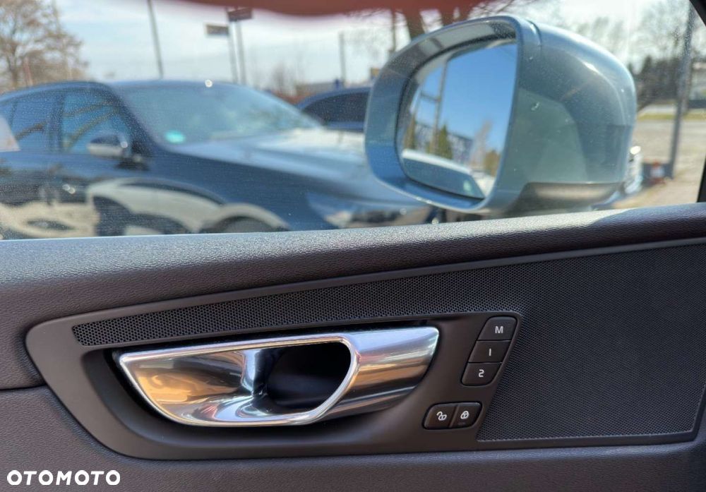 Volvo XC 60 - 11