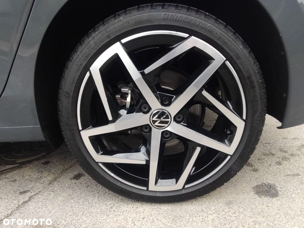 Volkswagen Golf VIII 1.4 TSI Plug-In Hybrid Style DSG - 31