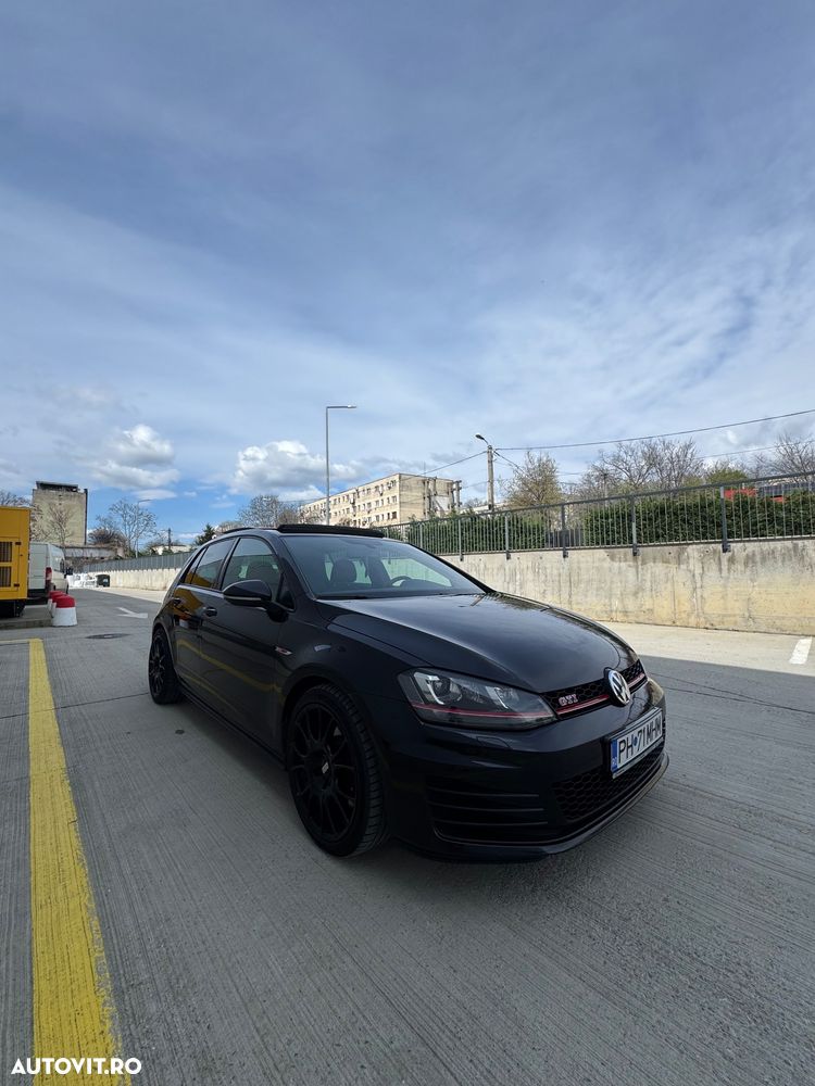 Volkswagen Golf 2.0 TSI BMT DSG GTI Performance - 8