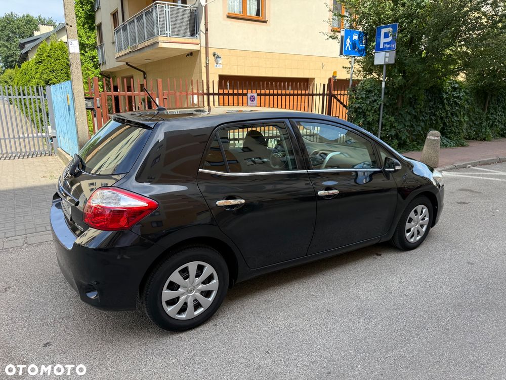 Toyota Auris 1.4 D-4D Life - 6