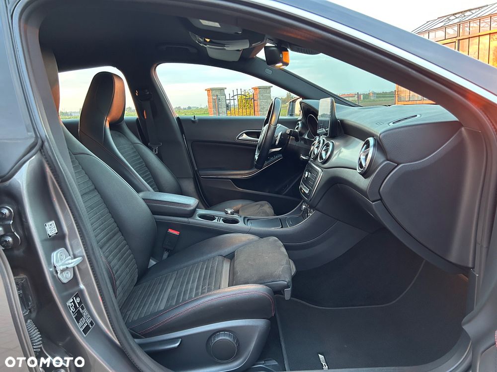 Mercedes-Benz CLA 180 7G-DCT AMG Line - 21