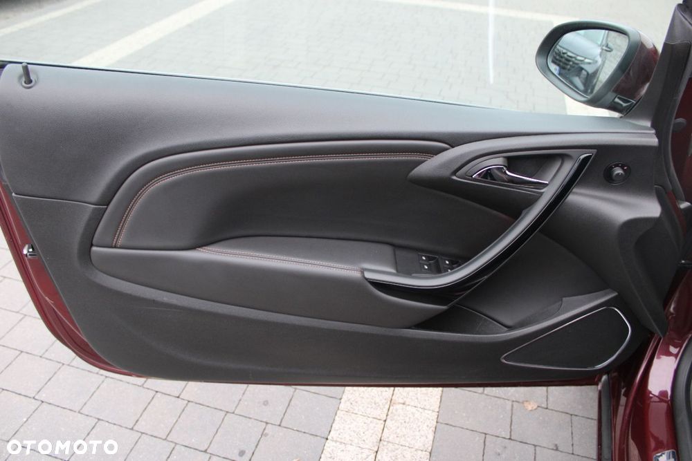 Opel Cascada - 18