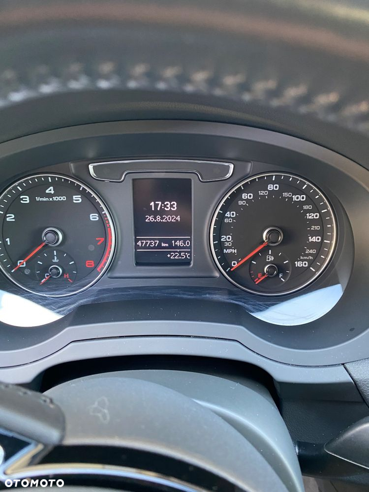 Audi Q3 2.0 TFSI quattro S tronic - 8