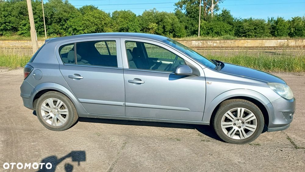 Opel Astra - 4