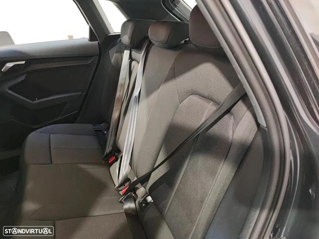 Audi A3 Sportback 30 TDI S line S tronic - 3
