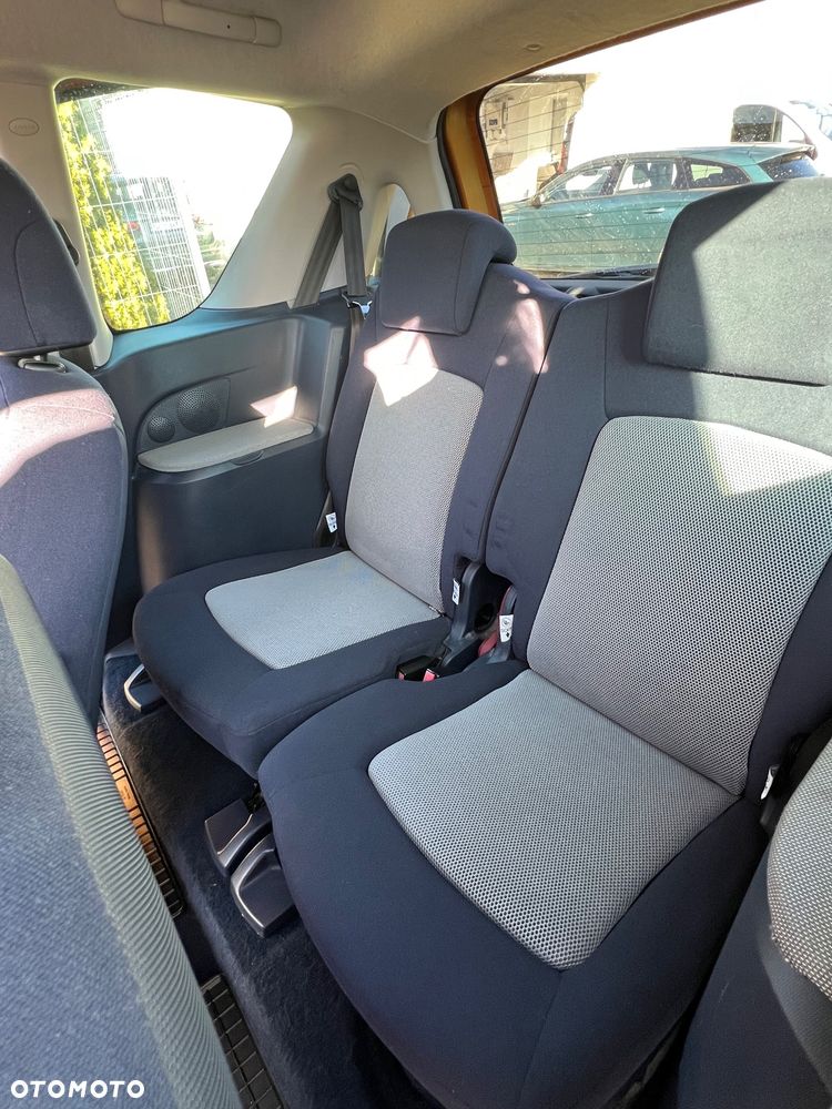 Peugeot 1007 75 Filou - 13