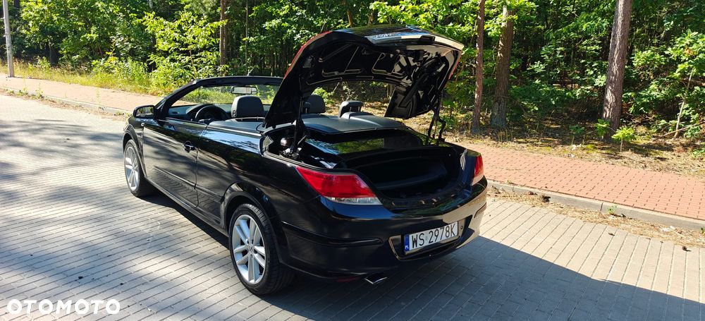 Opel Astra 1.8 Cosmo - 17