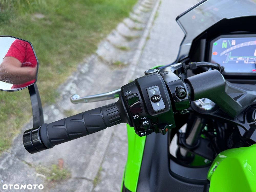 Kawasaki Ninja - 15
