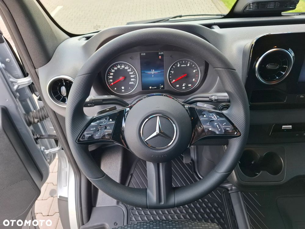 Mercedes-Benz Sprinter 317 CDI Furgon PRO długi 4325 mm L3H2 - 23