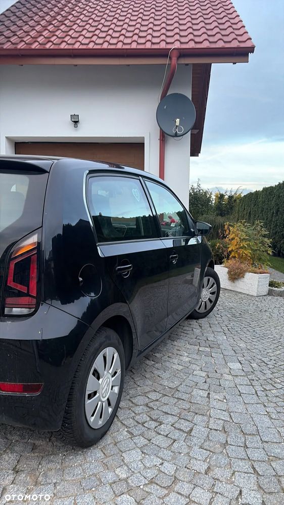 Volkswagen Up 2019 photo 3