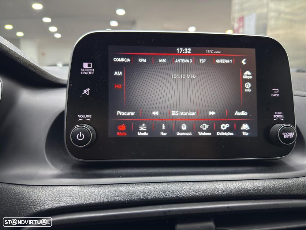 Fiat Tipo Station Wagon 1.6 M-Jet Lounge Tech J17 - 19