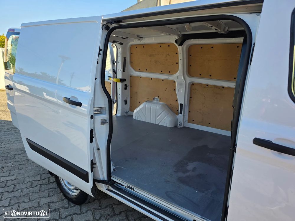 Ford Transit Custom 2.2 TDCI 270 L1 - 5