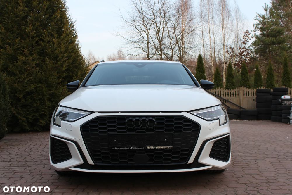 Audi A3 Sportback 35 TDI S tronic S line - 2