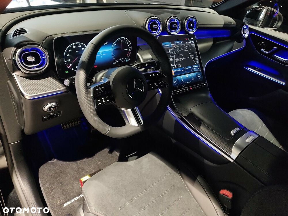 Mercedes-Benz GLC - 12