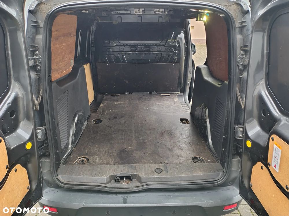 Ford Transit Connect - 18