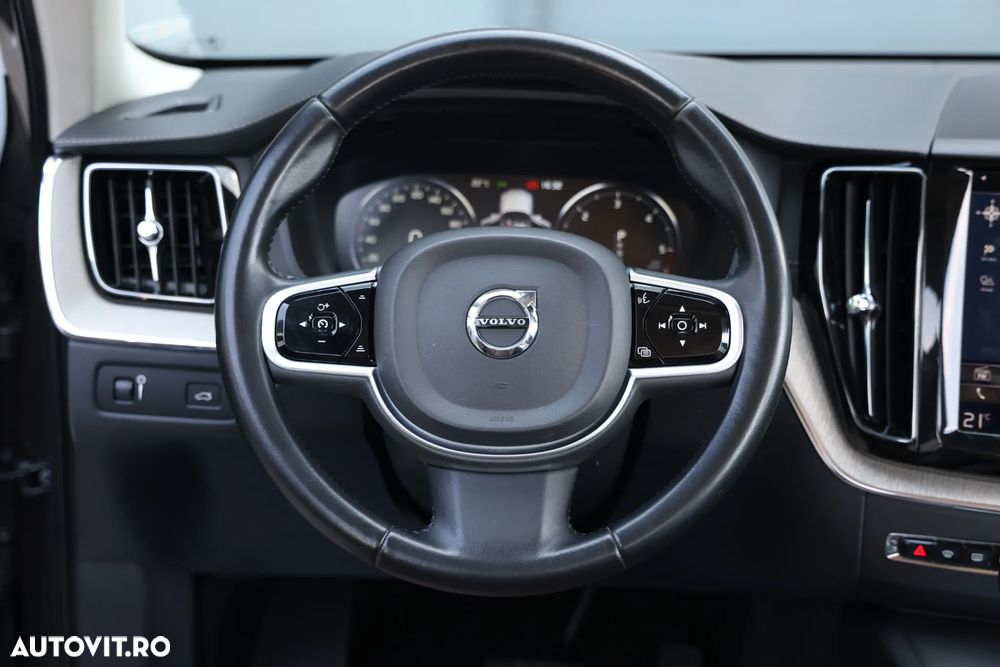 Volvo XC 60 D4 AWD Geartronic Inscription - 19