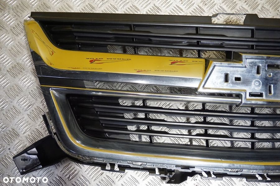 CHEVROLET COLORADO 2015 - 2020 Atrapa Przód Grill Chrom USA - 4