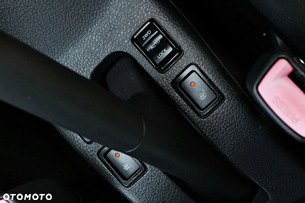 Suzuki SX4 2.0 DDiS 4x4 Style - 36