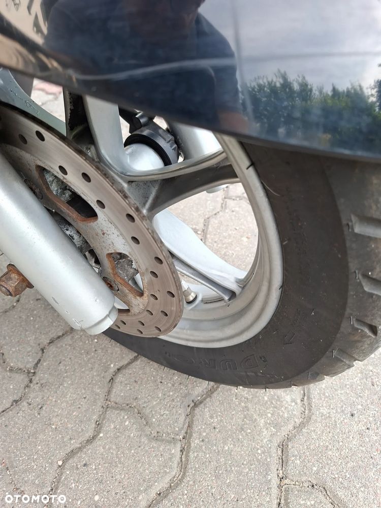 Suzuki Burgman - 3