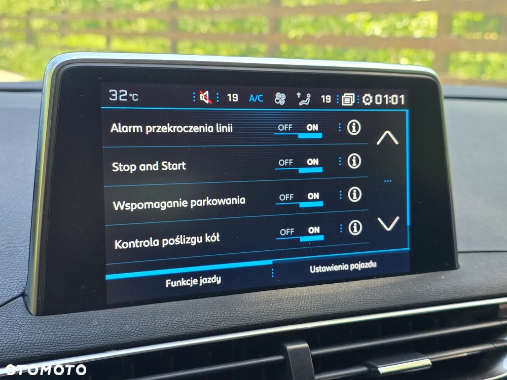 Peugeot 3008 BlueHDi 130 Stop & Start Allure - 28