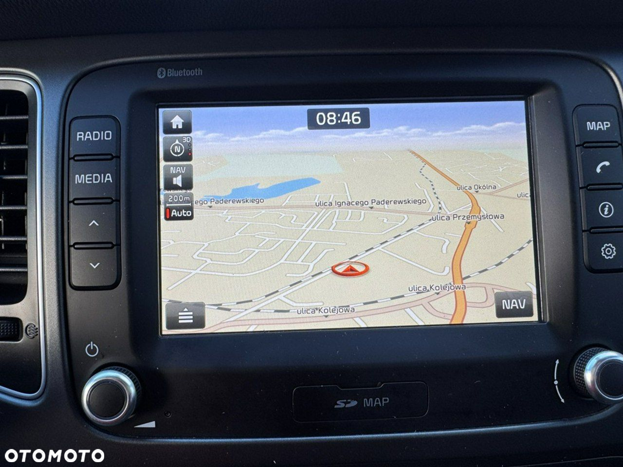 Kia Carens - 16