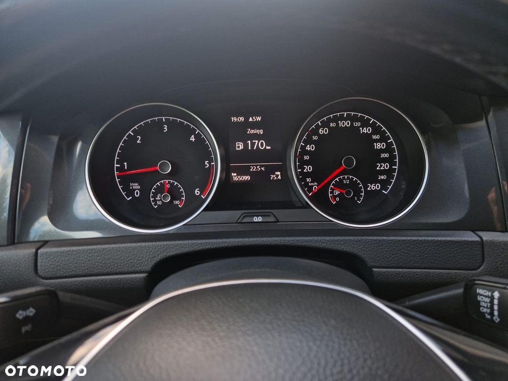 Volkswagen Golf - 14