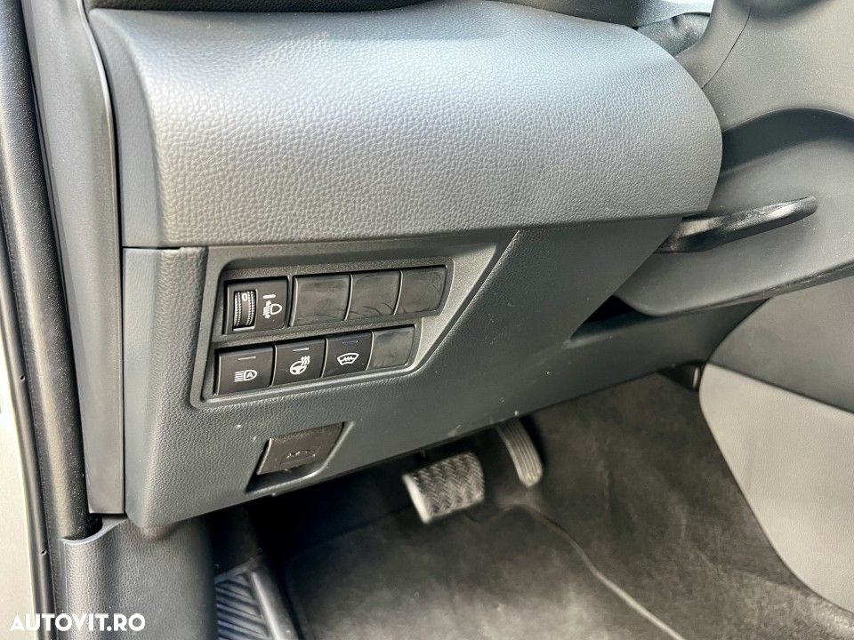 Toyota Yaris Cross - 10