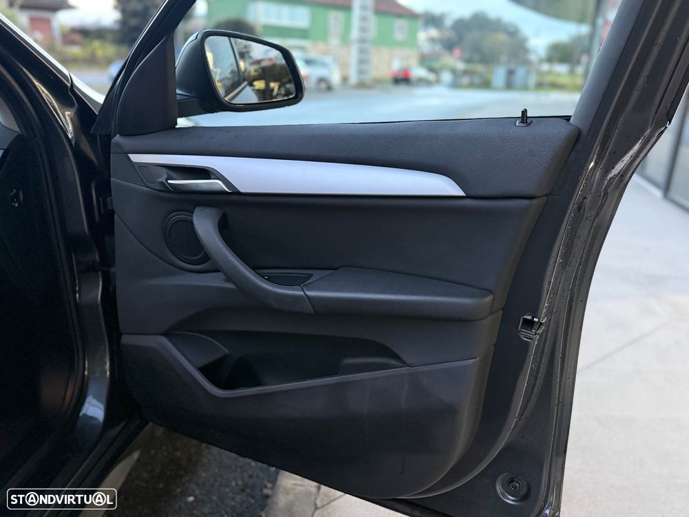 BMW X1 sDrive18i Aut. Advantage - 17