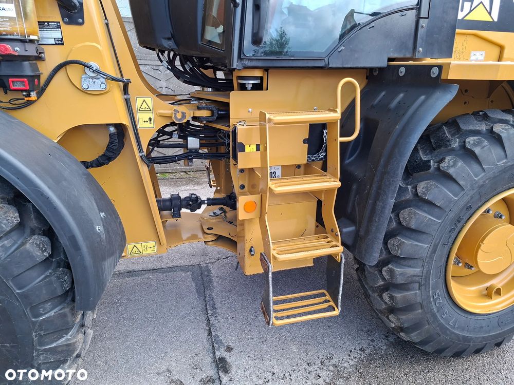 Caterpillar CAT 914 M - 28