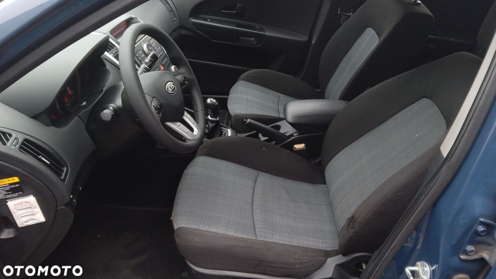 Kia Ceed - 14