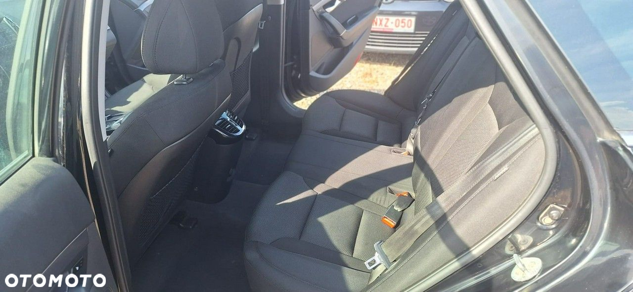 Hyundai i40 - 10