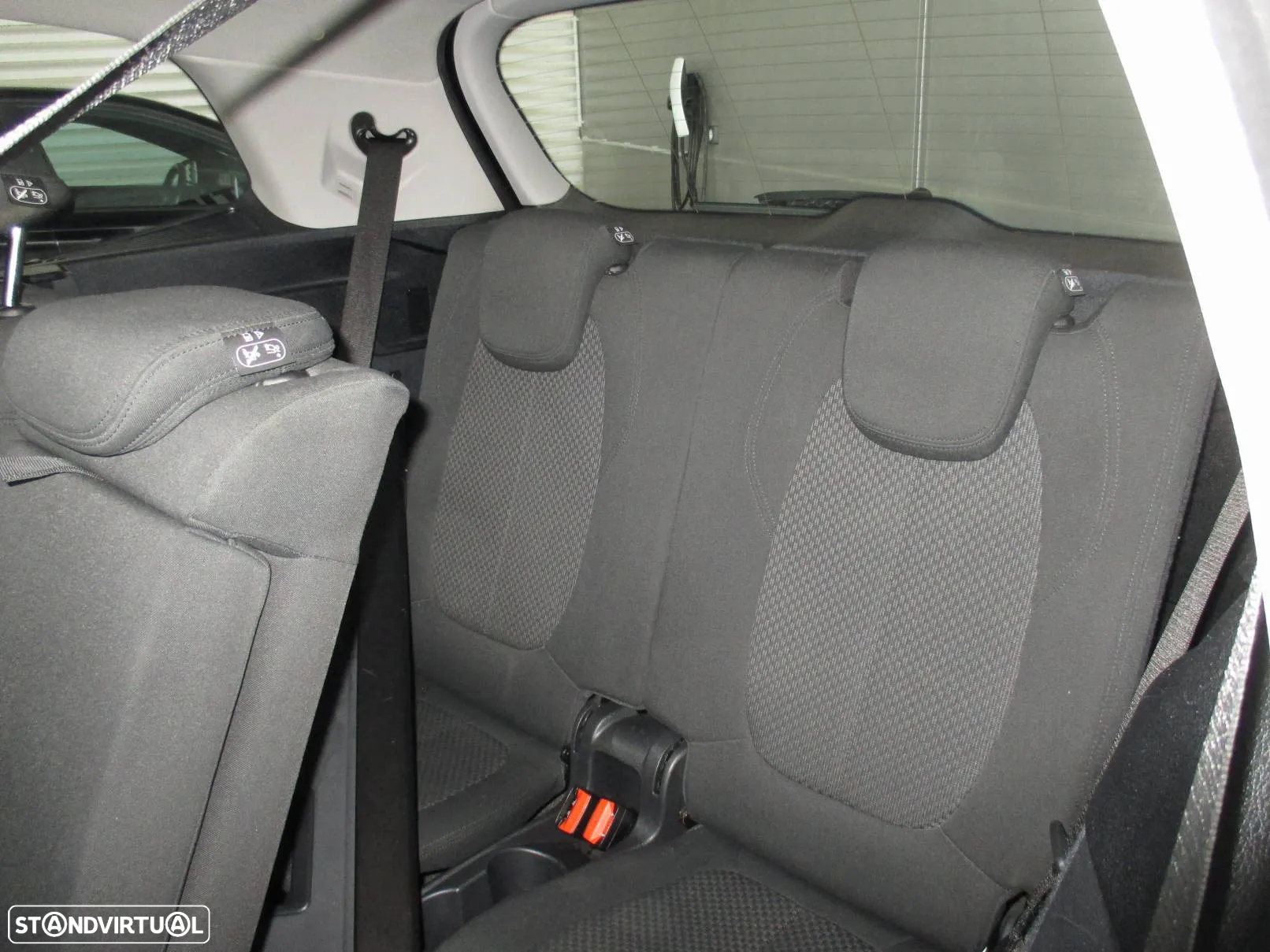 BMW 216 Gran Tourer d 7L Advantage Auto - 13