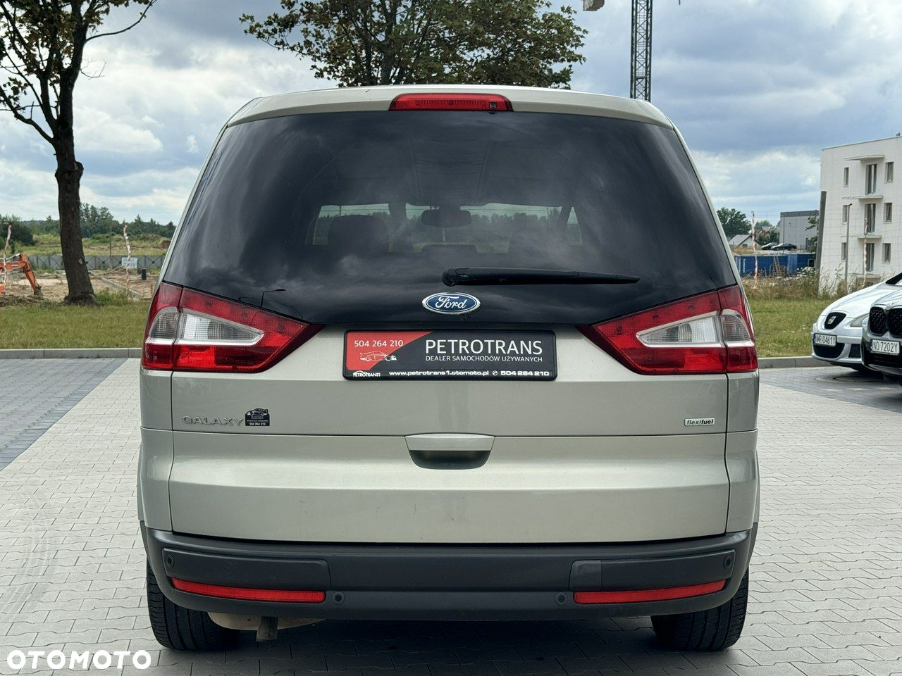 Ford Galaxy - 9