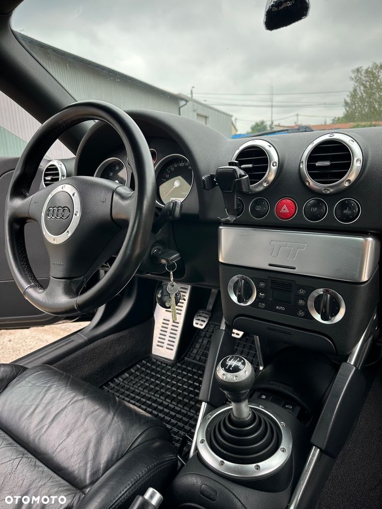 Audi TT Coupé 1.8T - 28