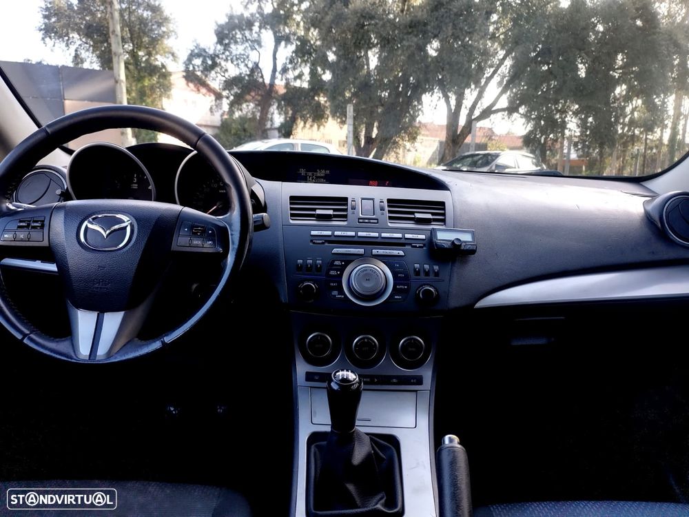 Mazda 3 Hatchback MZ-CD 1.6 Comfort - 18