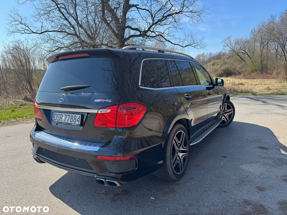 Mercedes-Benz GL - 5