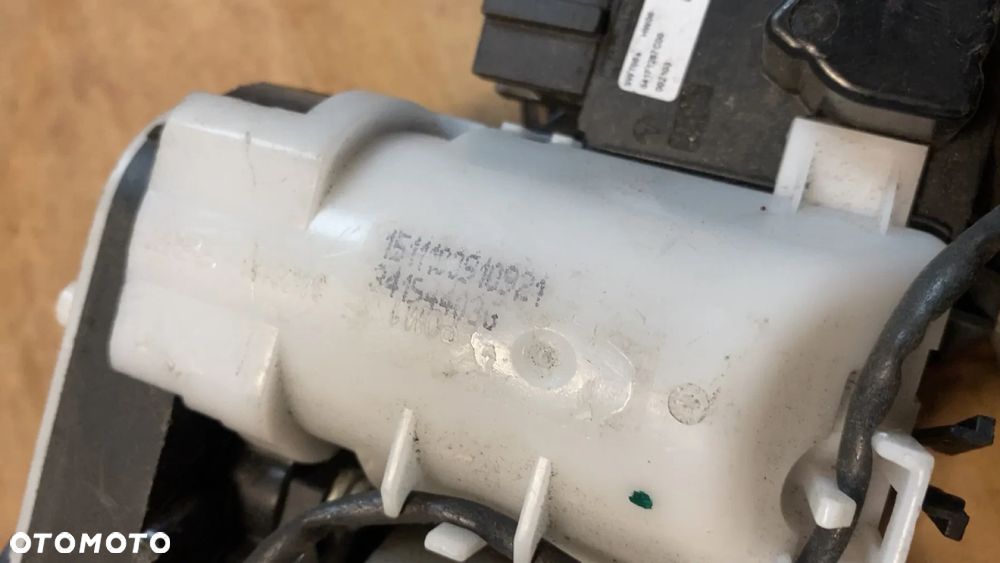 PAS BEZPIECZEŃSTWA PRZEDNI LEWY BMW G11 G12 7402423 34168736D - 3