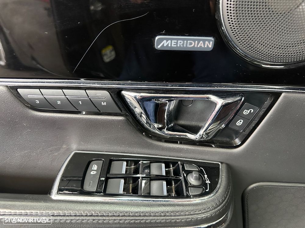 Jaguar XJ 3.0 D V6 Premium Luxury - 18