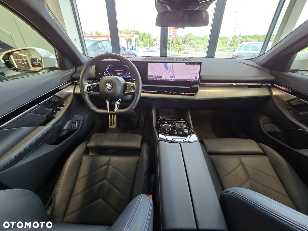 BMW Seria 5 520i mHEV M Sport - 17