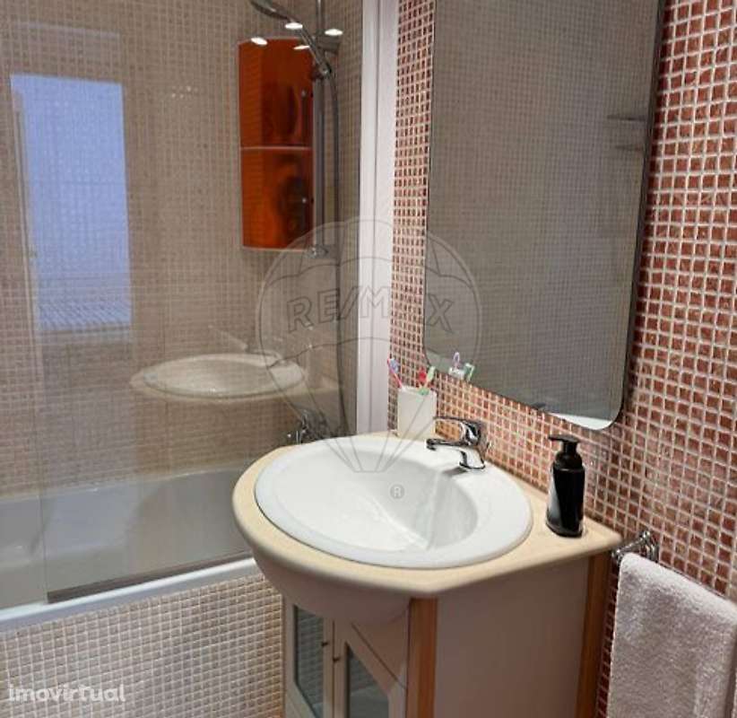 Apartamento T1 para arrendamento - Grande imagem: 4/12