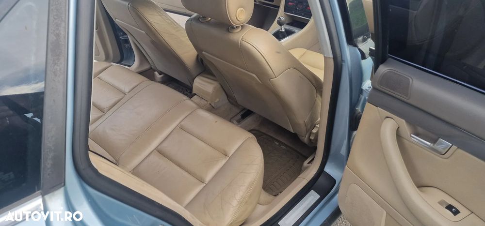 Audi A4 Limuzina 2.0 TDI - 14