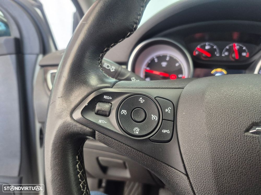 Opel Astra Sports Tourer - 11