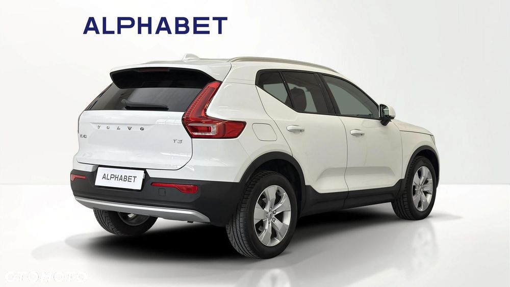 Volvo XC 40 T3 Momentum Pro - 9