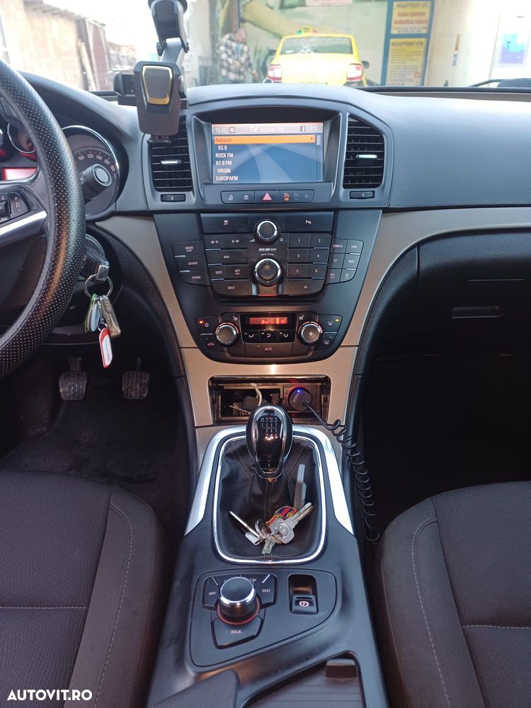 Opel Insignia 2.0 CDTI - 18