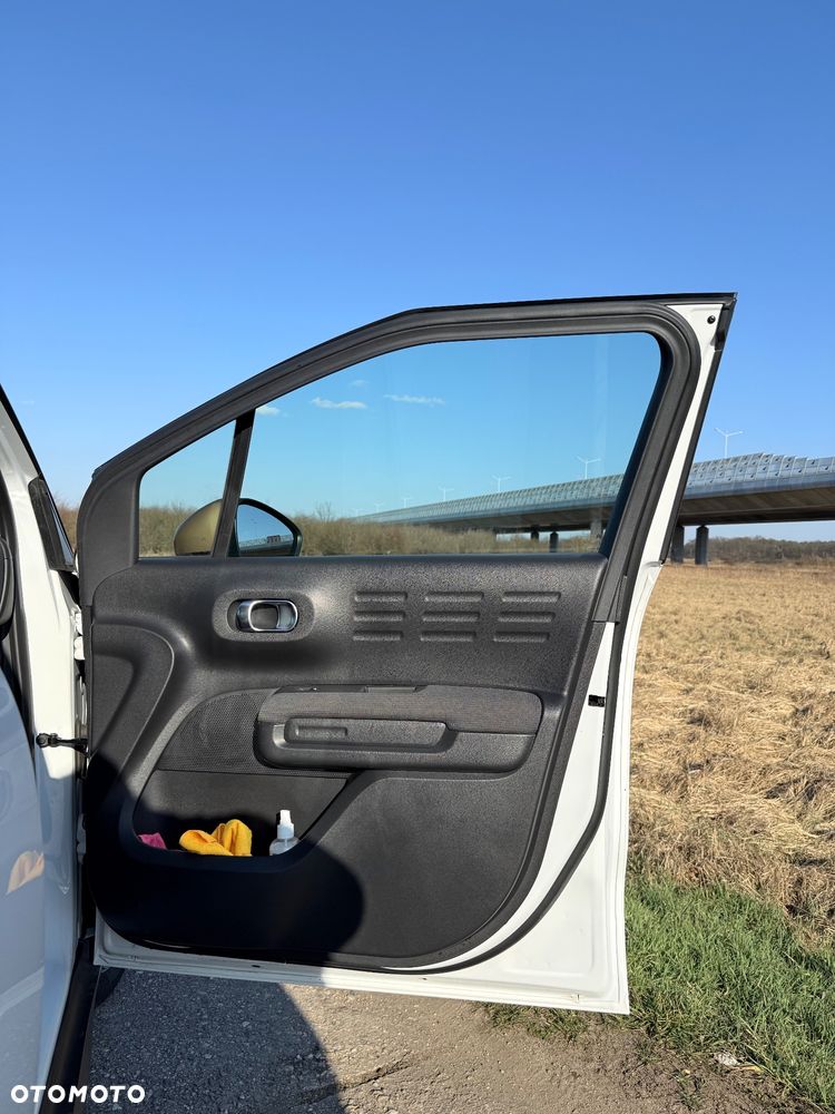 Citroën C3 Aircross BlueHDI 110 Stop & Start C-SERIES - 9