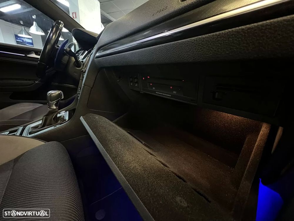 VW Golf 2.0 TSI R DSG - 49